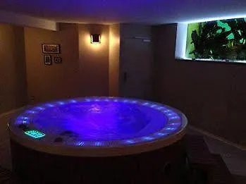 Le 1837 Aparthotel Saint-Affrique France