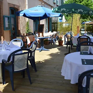 Aux Lys D'or Hotel