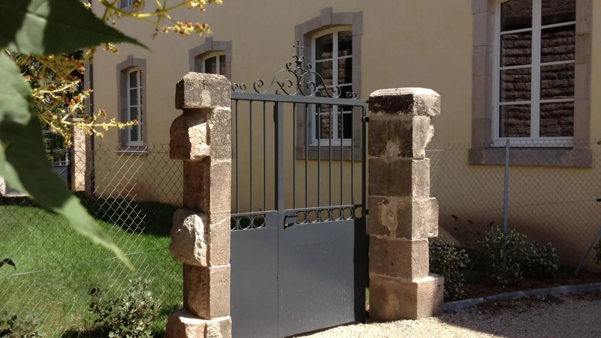****  Le 1837 Aparthotel Saint-Affrique France